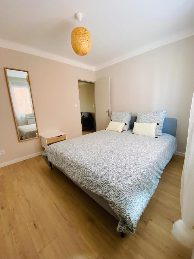T3 Neuf Centre Village Collobrieres Luaran gambar